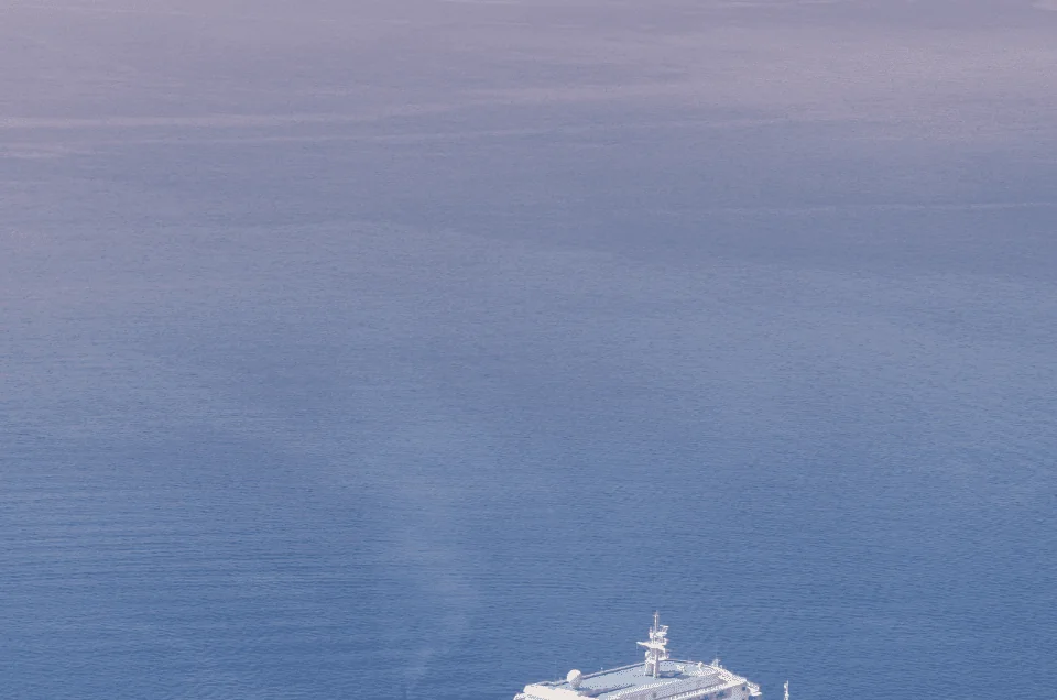 Cruise travel agent